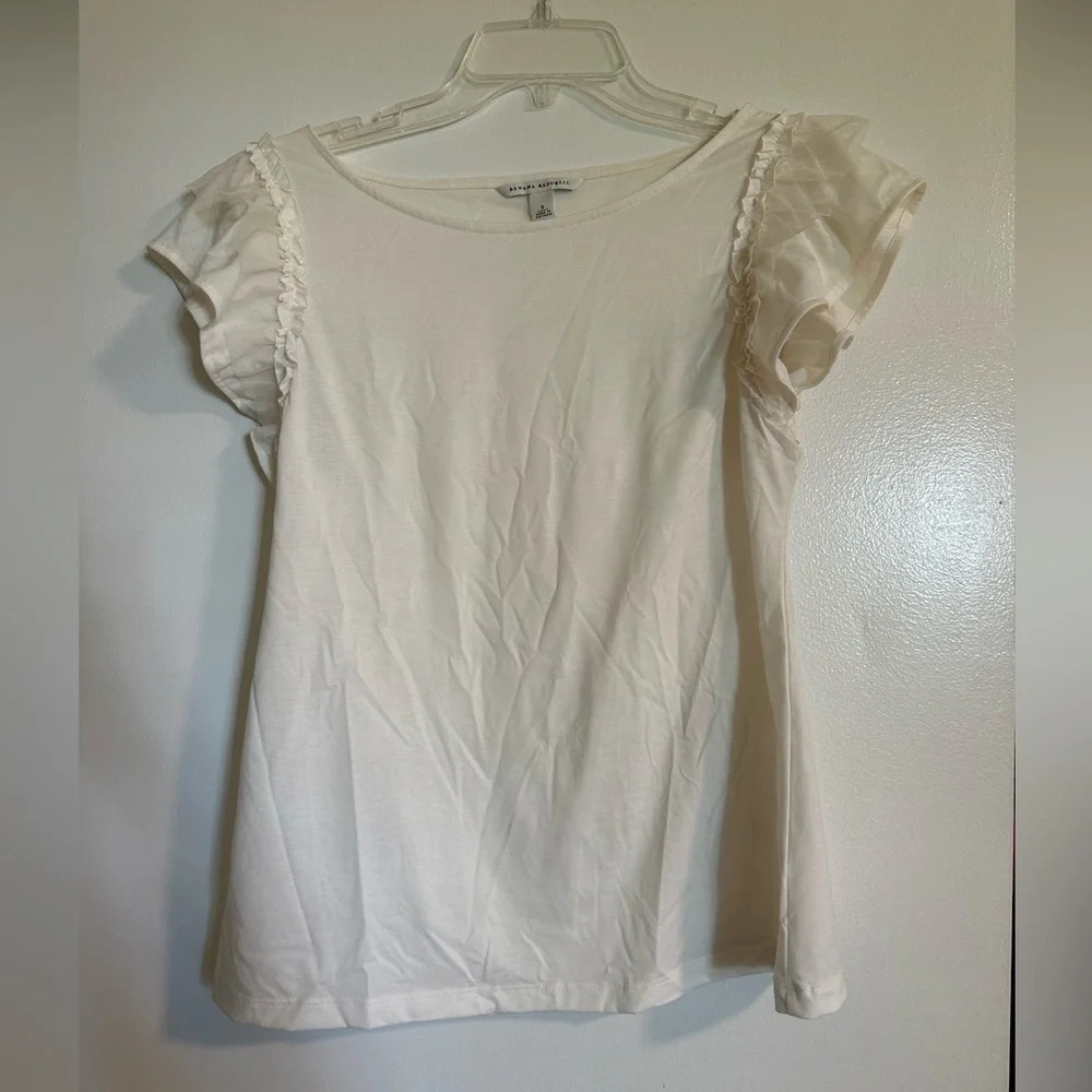 Banana Republic White Short Sleeve Ruffle Shirt